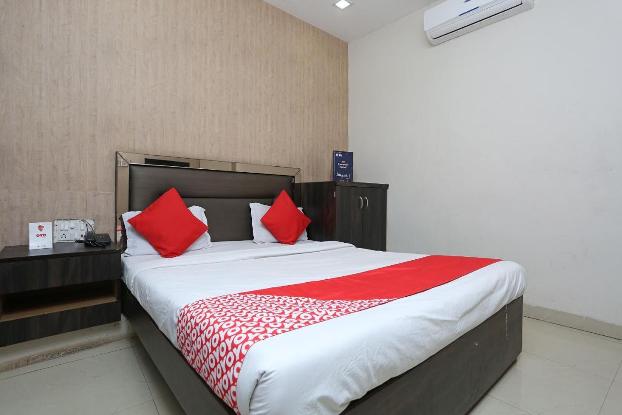 Oyo 6325 Hotel Kiran Rāipur Dış mekan fotoğraf