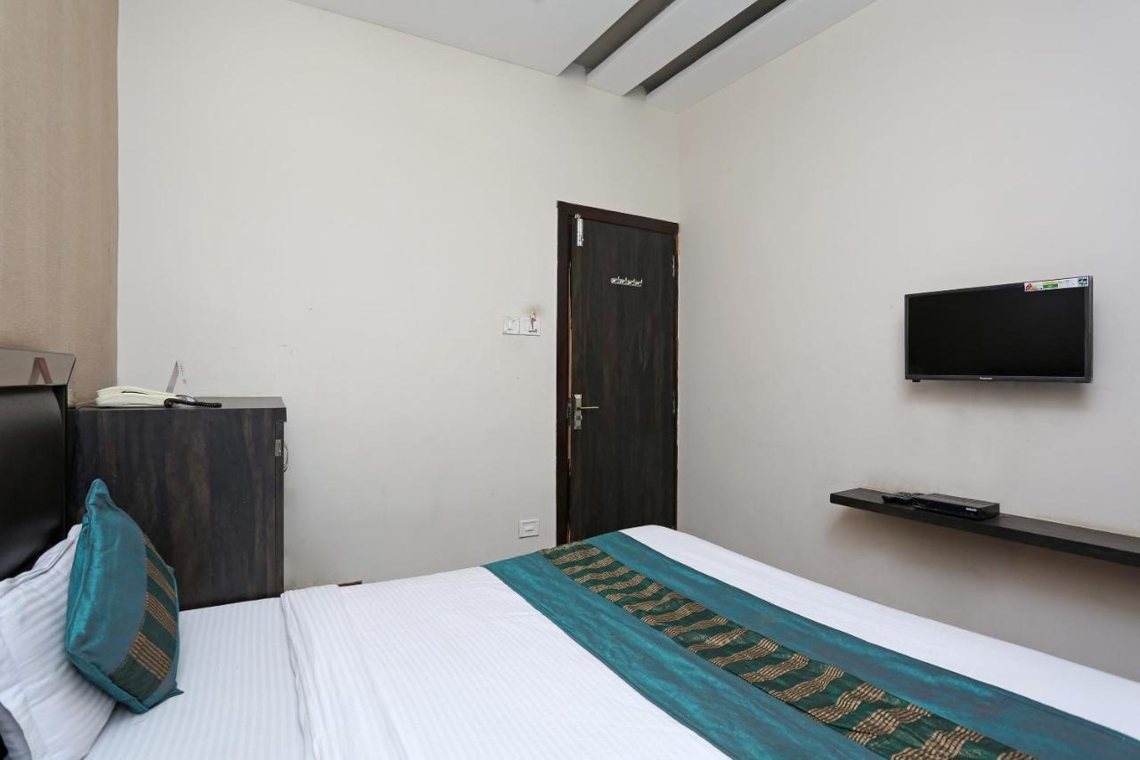 Oyo 6325 Hotel Kiran Rāipur Dış mekan fotoğraf